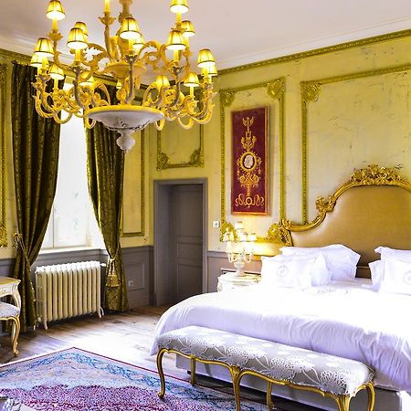 Chateau D'Origny, Chambres D'Hotes Et Restaurant Gastronomique Ouches Екстериор снимка