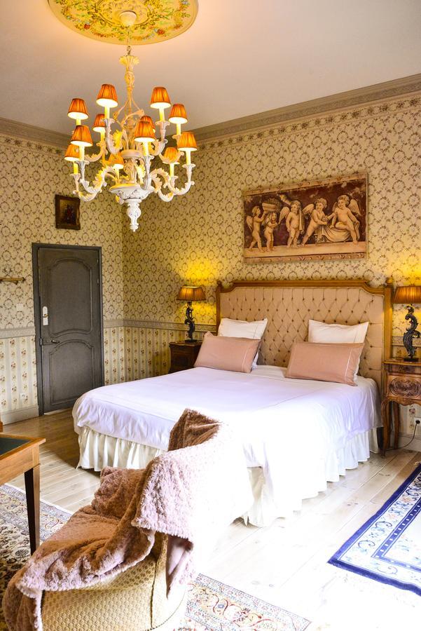 Chateau D'Origny, Chambres D'Hotes Et Restaurant Gastronomique Ouches Екстериор снимка