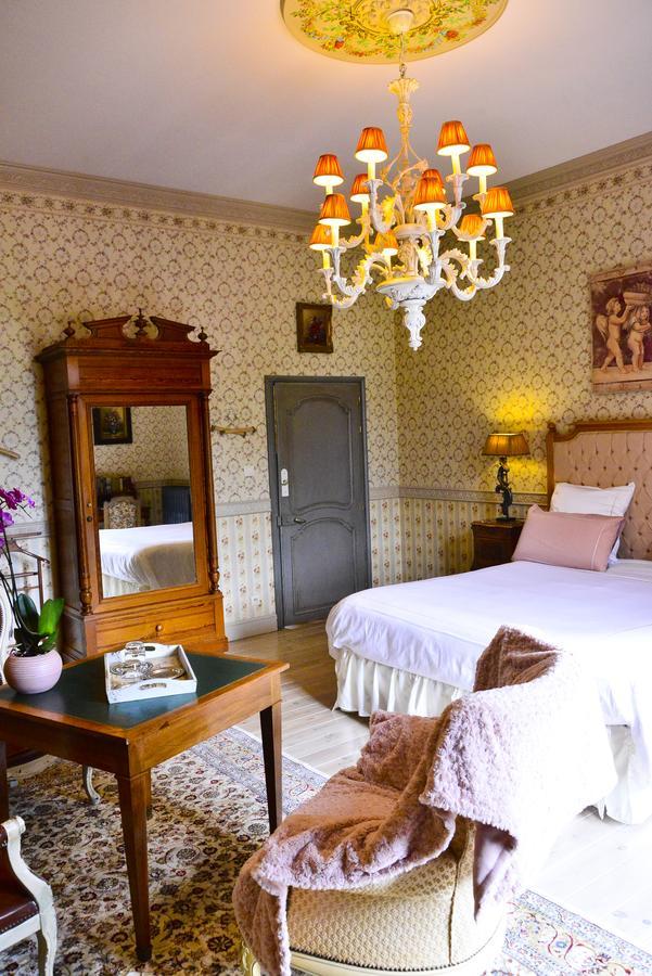 Chateau D'Origny, Chambres D'Hotes Et Restaurant Gastronomique Ouches Екстериор снимка