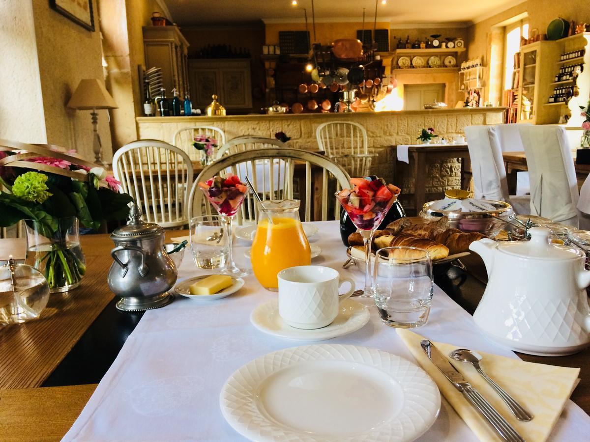 Chateau D'Origny, Chambres D'Hotes Et Restaurant Gastronomique Ouches Екстериор снимка