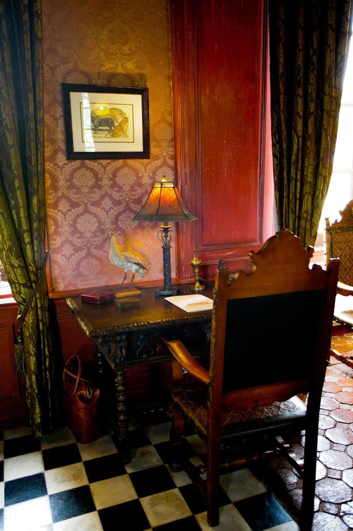 Chateau D'Origny, Chambres D'Hotes Et Restaurant Gastronomique Ouches Екстериор снимка
